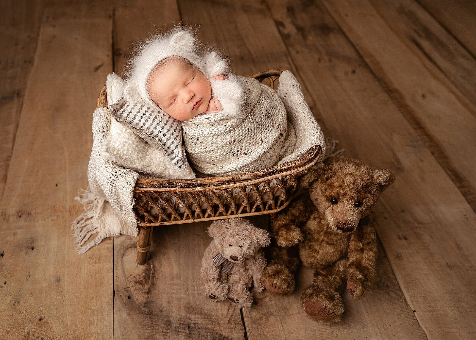 newborn baby boy photo studio hereford, Herefordshire, cheltenham, Gloucester