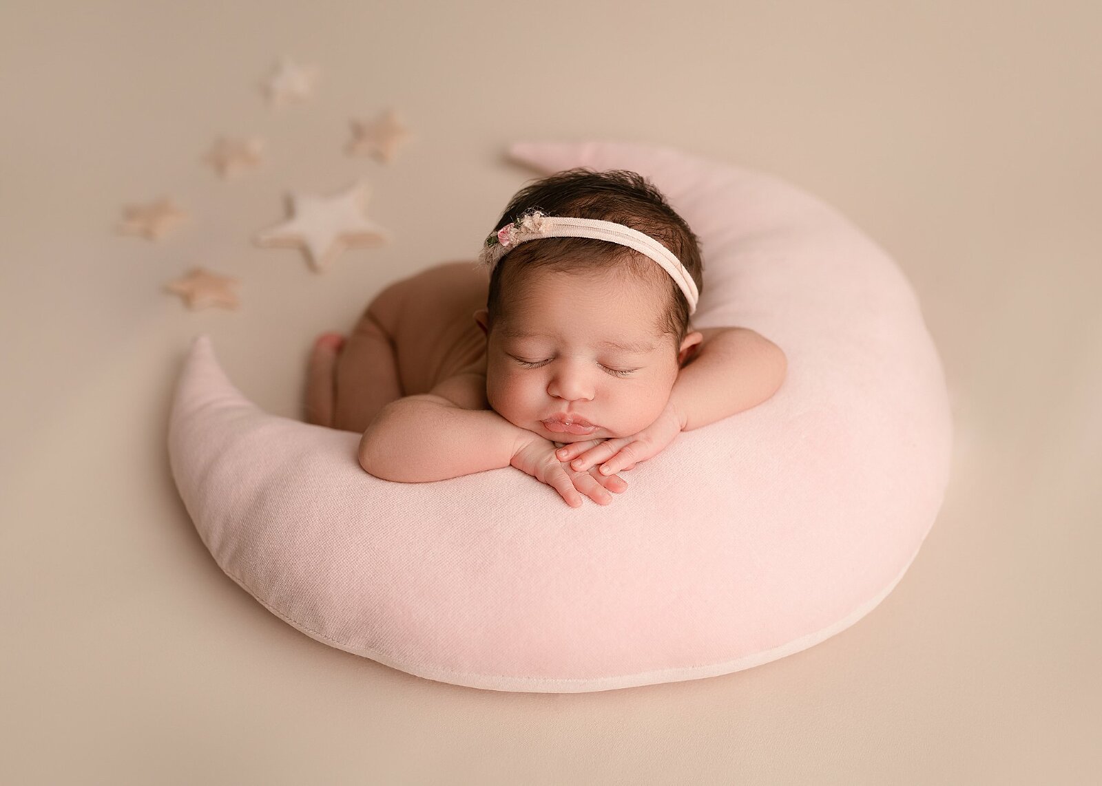 newborn baby girl photo studio hereford, Herefordshire, cheltenham